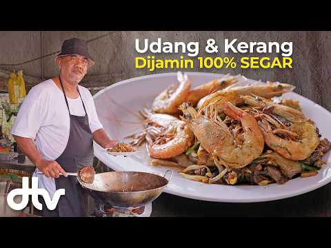 Jual 10,000 Pinggan Kuey Teow Goreng Guna Kayu Arang | Street Food Perak