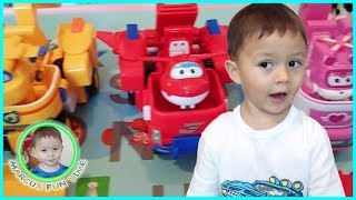 Super Wings Toy Review, Big Jett, Dizzy, Donnie, Jerome, Paul, Bello. They Are In Robot Suits