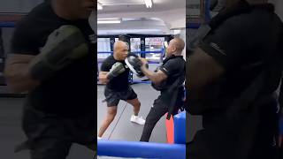 MIKE TYSON UNLEASHES PURE VIOLENCE IN TRAINING! Heavy Bag SHATTERING POWER 😳