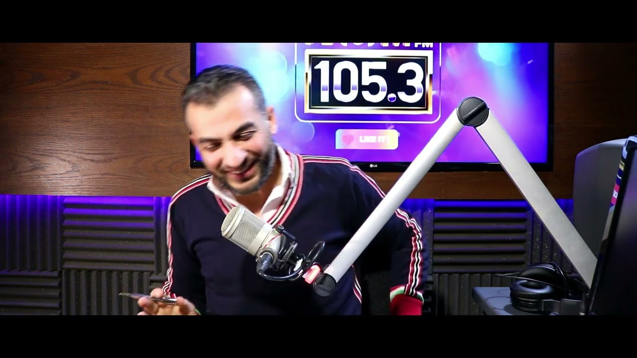 عمرو منتصر يرد على سؤال متصلة :