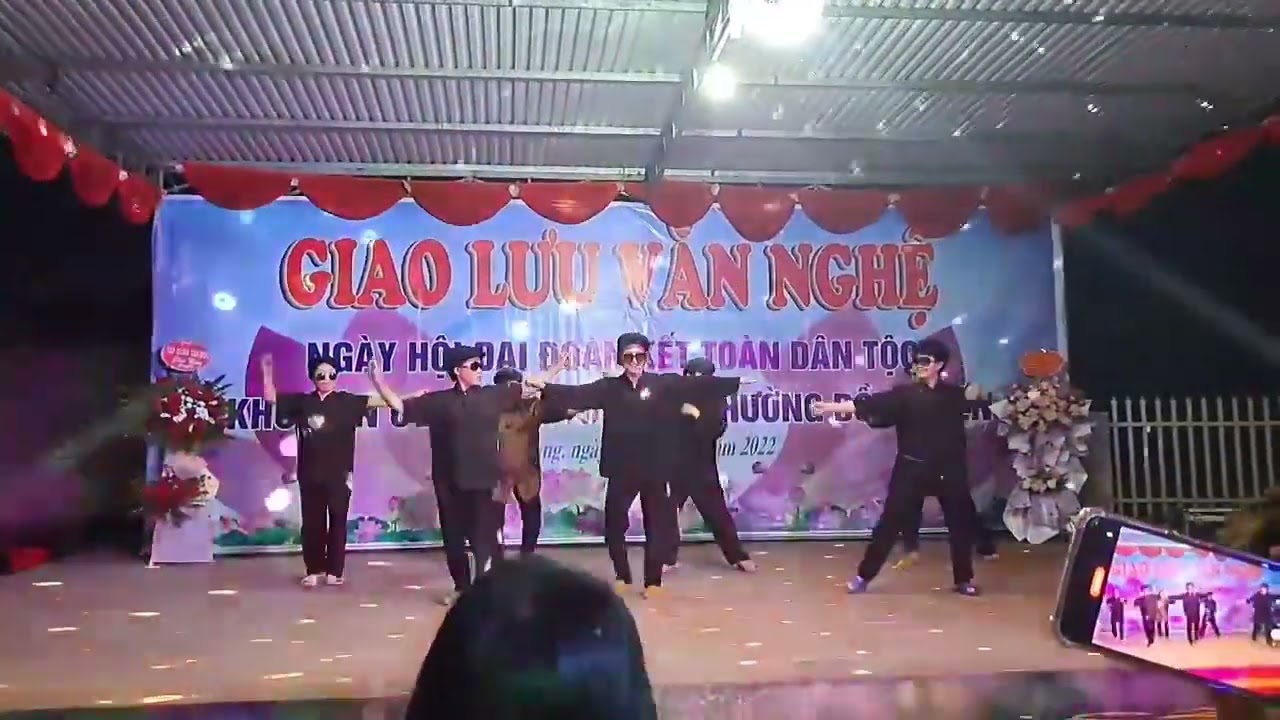 Các cụ TDP Đình - Đồng Tiến nhảy Cheri Lady cực sung 🥰