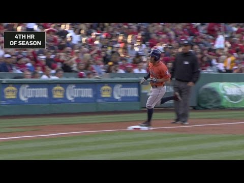 HOU@LAA: Altuve belts solo homer to open...