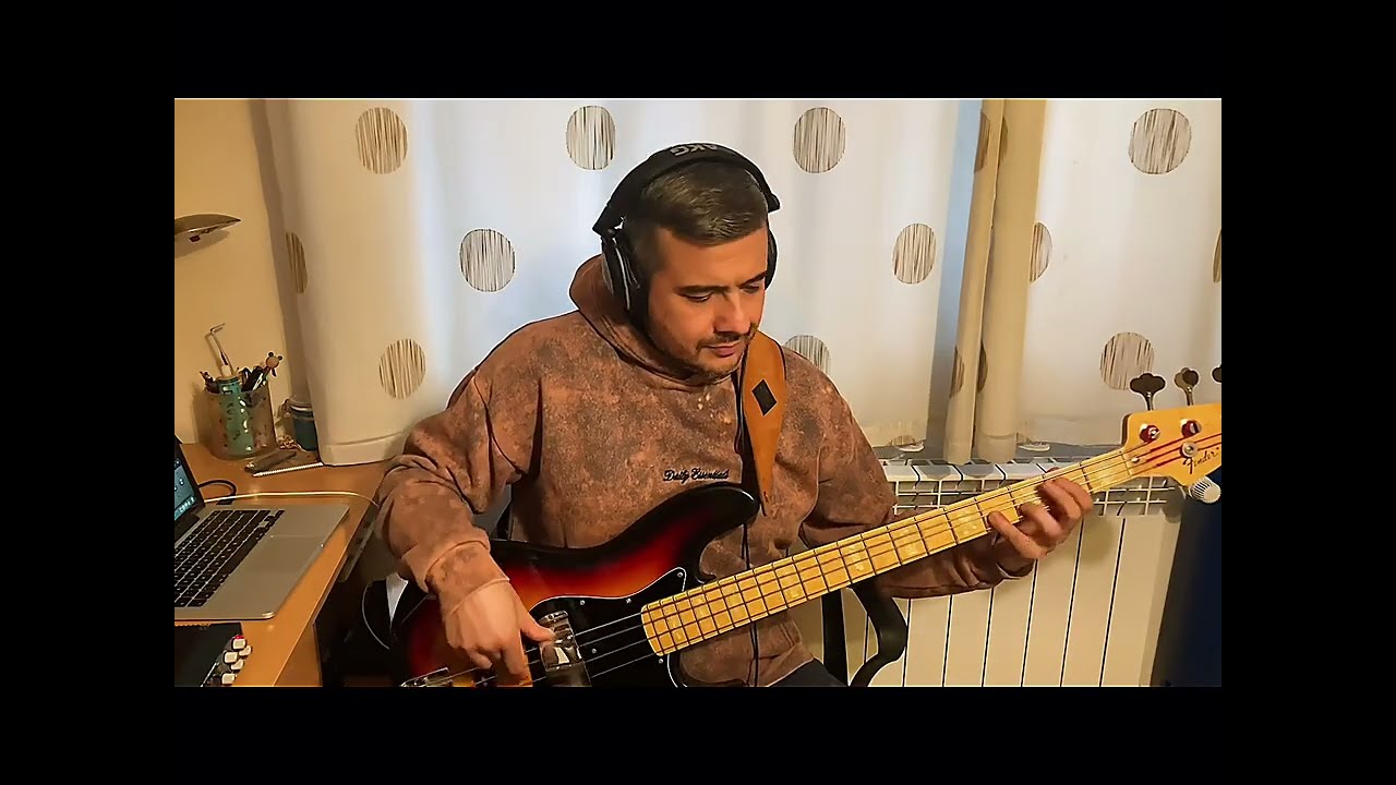 4 great example of pop/rock/funk songs in 7/4. Name them in the comments!