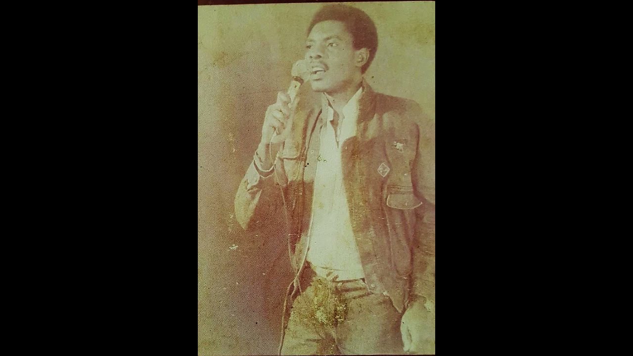 Guarda Francis Keleune - Fo Kankeu (Hommage au Feu Chef Kankeu Naoussi) (Frankele Production 1985) su YouTube Guarda Francis Keleune - Fo Kankeu (Hommage au Feu Chef Kankeu Naoussi) (Frankele Production 1985) su YouTube