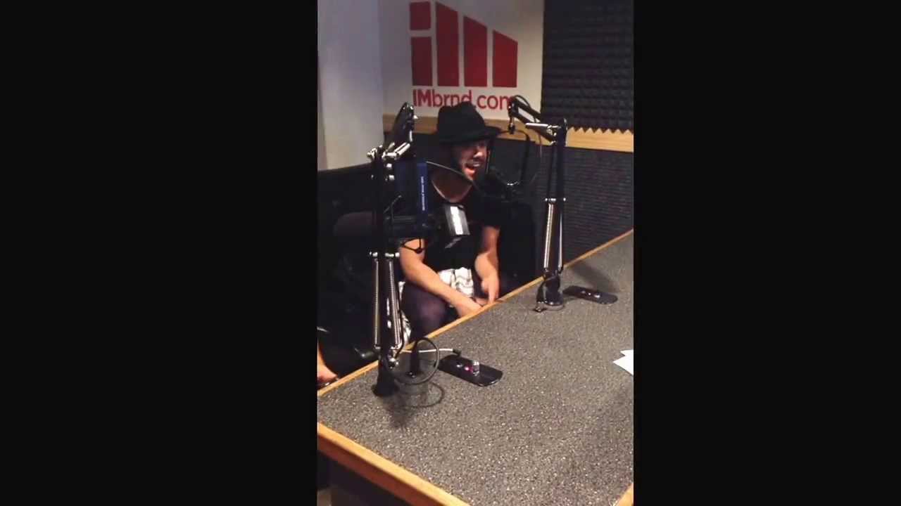 Travis Garland "Motel Pool" LIVE on Third Floor Radio on Skee247