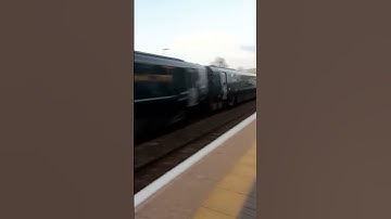 gwr class 800 passing worle