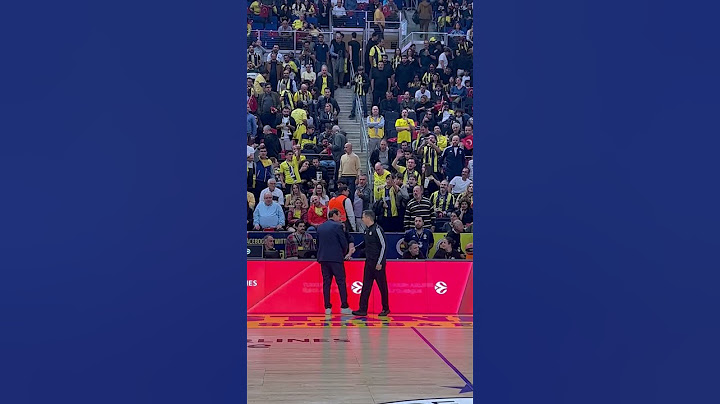 Fenerbahçe Beko fans vs Ergin Ataman. Before the match… #euroleague #panathinaikos 25/10/24