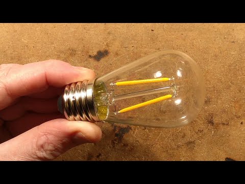 Beautifully simple 12V glass LED filament lamp.
