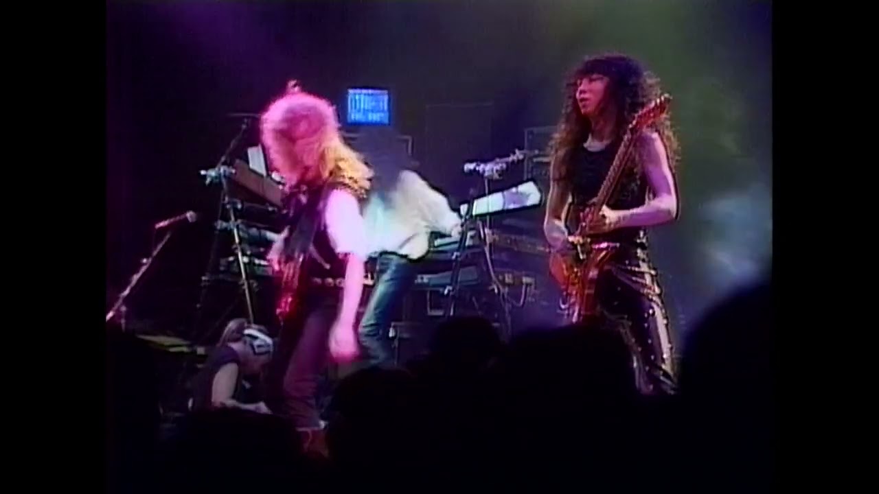 Guarda VOW WOW "Siren Song" Live In London 1989 su YouTube Guarda VOW WOW "Siren Song" Live In London 1989 su YouTube