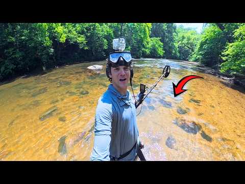 They Lost So Much Stuff in this River! Found Rings & Valuables (Metal Detecting)