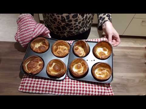 Golden Yorkshire Puddings, Roast Dinner