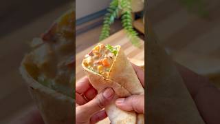 The viral steamed chicken sandwich, but make it kuboos 🤍