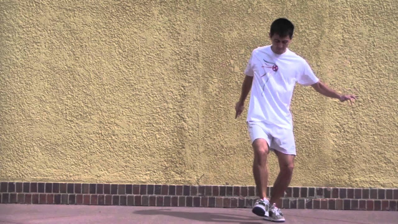 Freestyle Footbag Trick Eggbeater (intermediate) YouTube