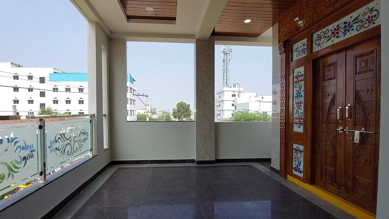165-sq-yards-independent-house-for-sale-spacious-living-room