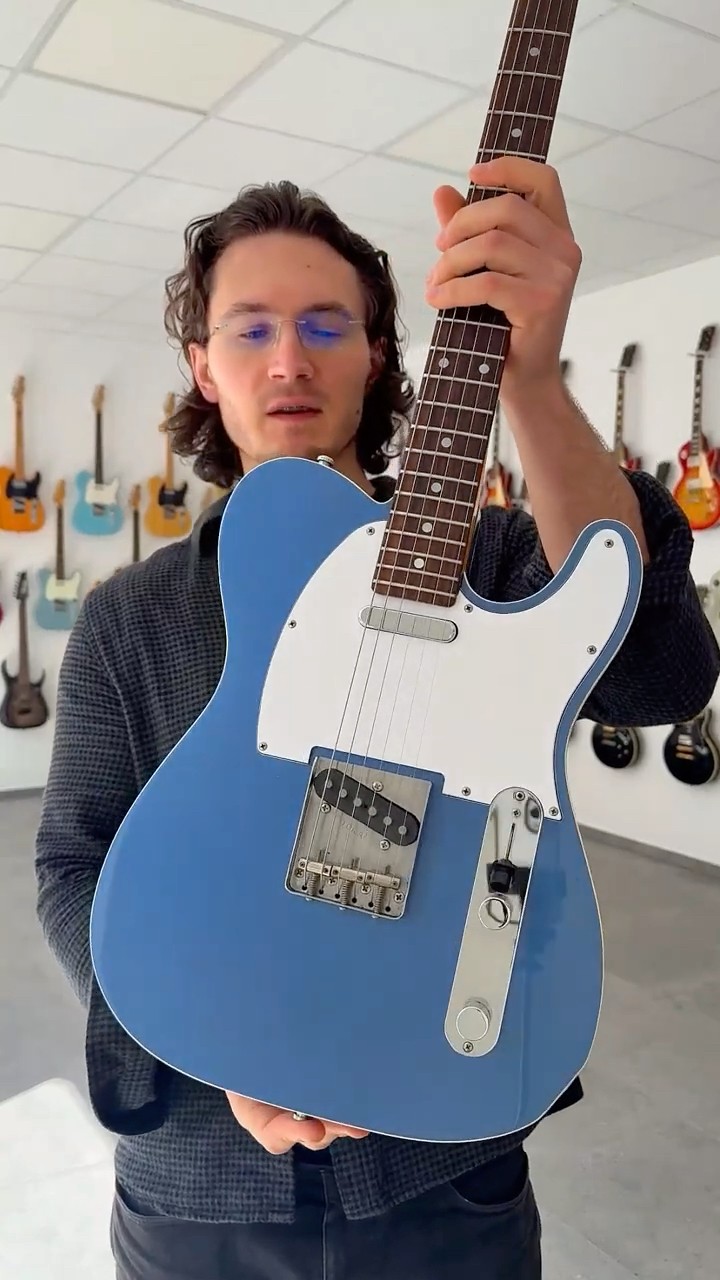 Tokai TE Telecaster Breezysound 2016 – Old Lake Blue - YouTube
