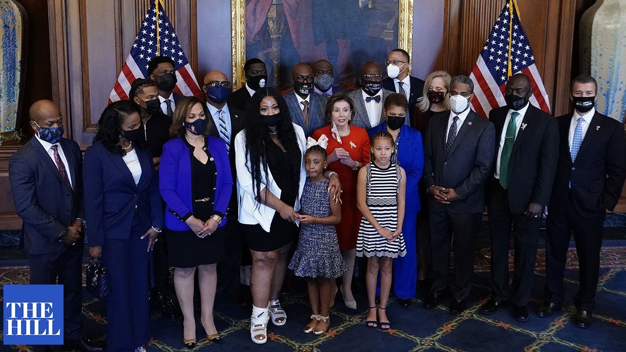 George Floyd's family meets with Nancy Pelosi