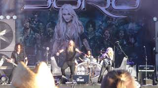 Doro &amp; Johan Hegg A Dream that Cannot Be (Amon Amarth cover) @ WOA 2018 3-8-2018