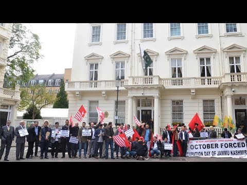 jknia demonstrated outside the pakistan high commission london