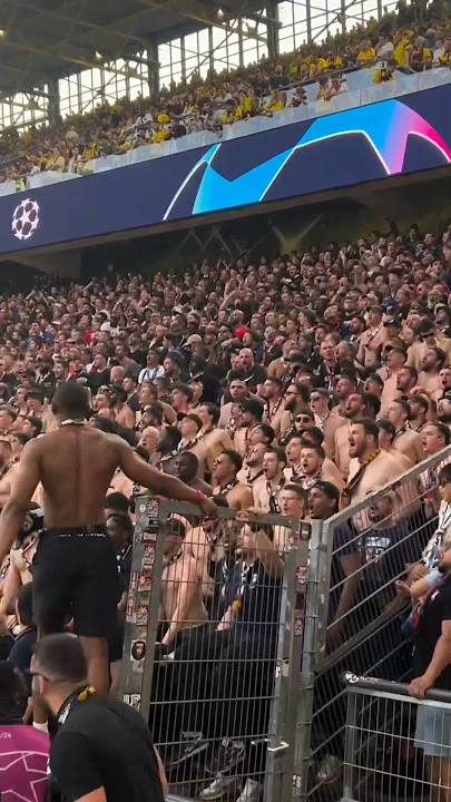When PSG ULTRAS take over Westfalenstadion.