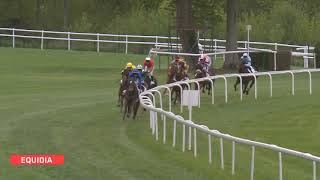 Vidéo de la course PMU PRIX DE CHAMPTEUSSE-SUR-BACONNE