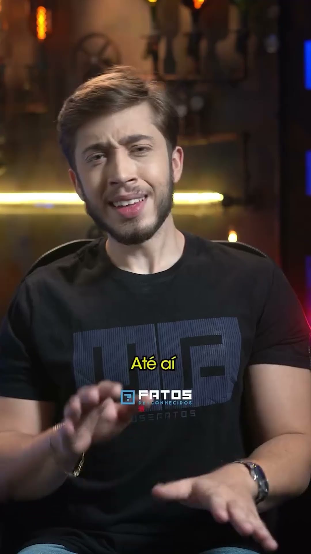 Por que os degraus das escadas rolantes tem essas ranhuras?