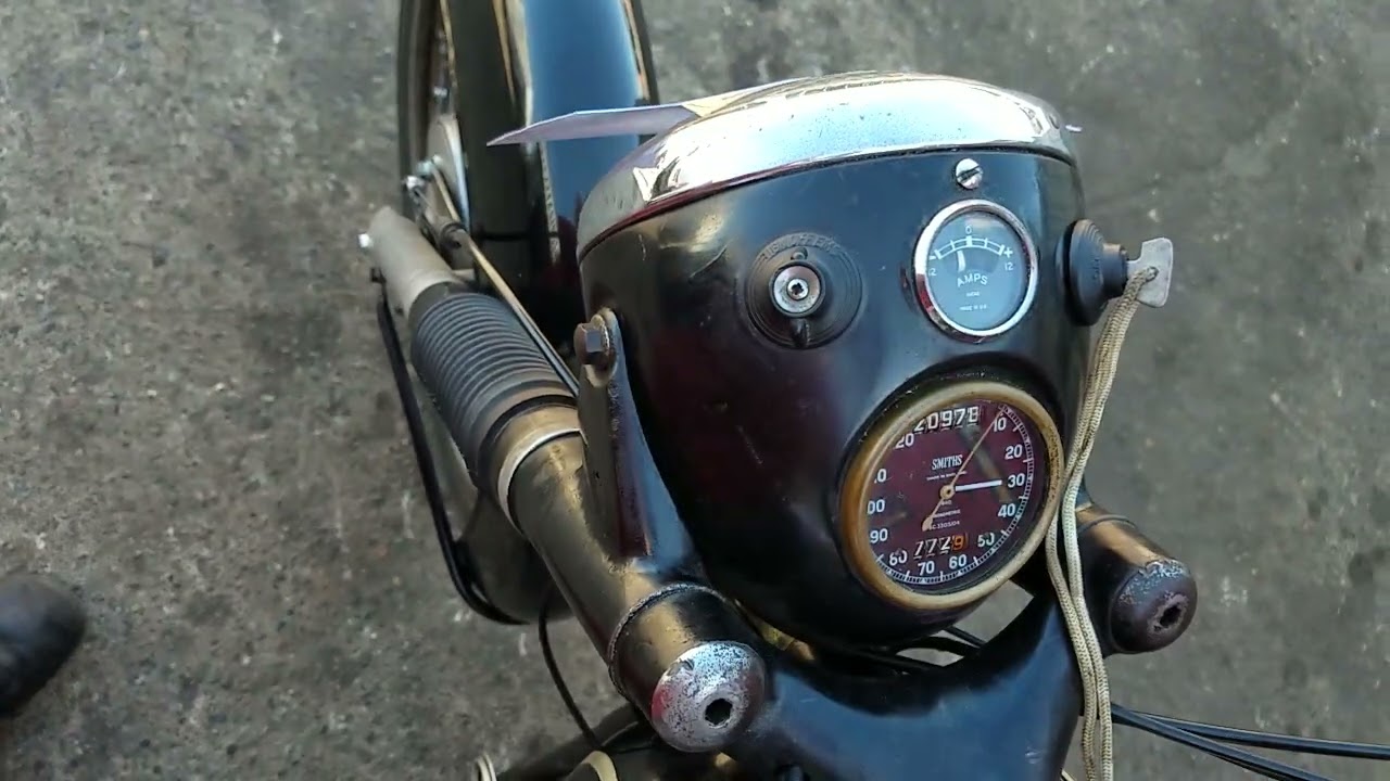 1960 Matchless G80 500cc at Andy Tiernans 