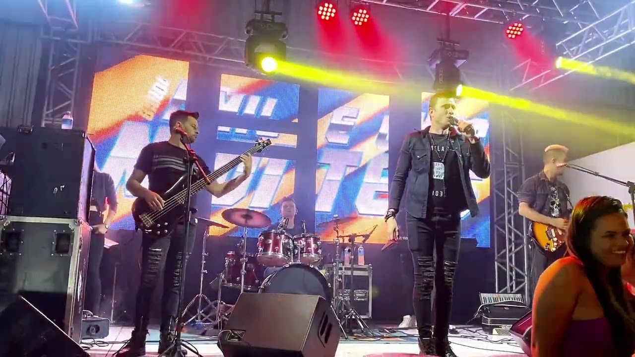 Banda Mil e Uma Noites ( Ao Vivo )