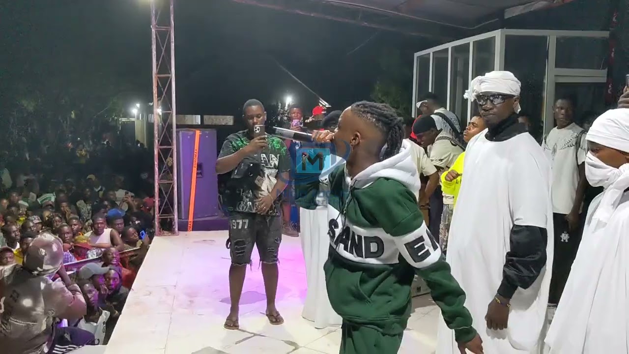 MCZO MORFAN SHOW LIVE RONGONI BEACH RESORT KATIKA UZINDUZI WA ALBUM YAKE IITWAYO 5ZA BIG NI NOMA 