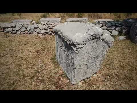 Video: Nekropola je Slávne nekropole