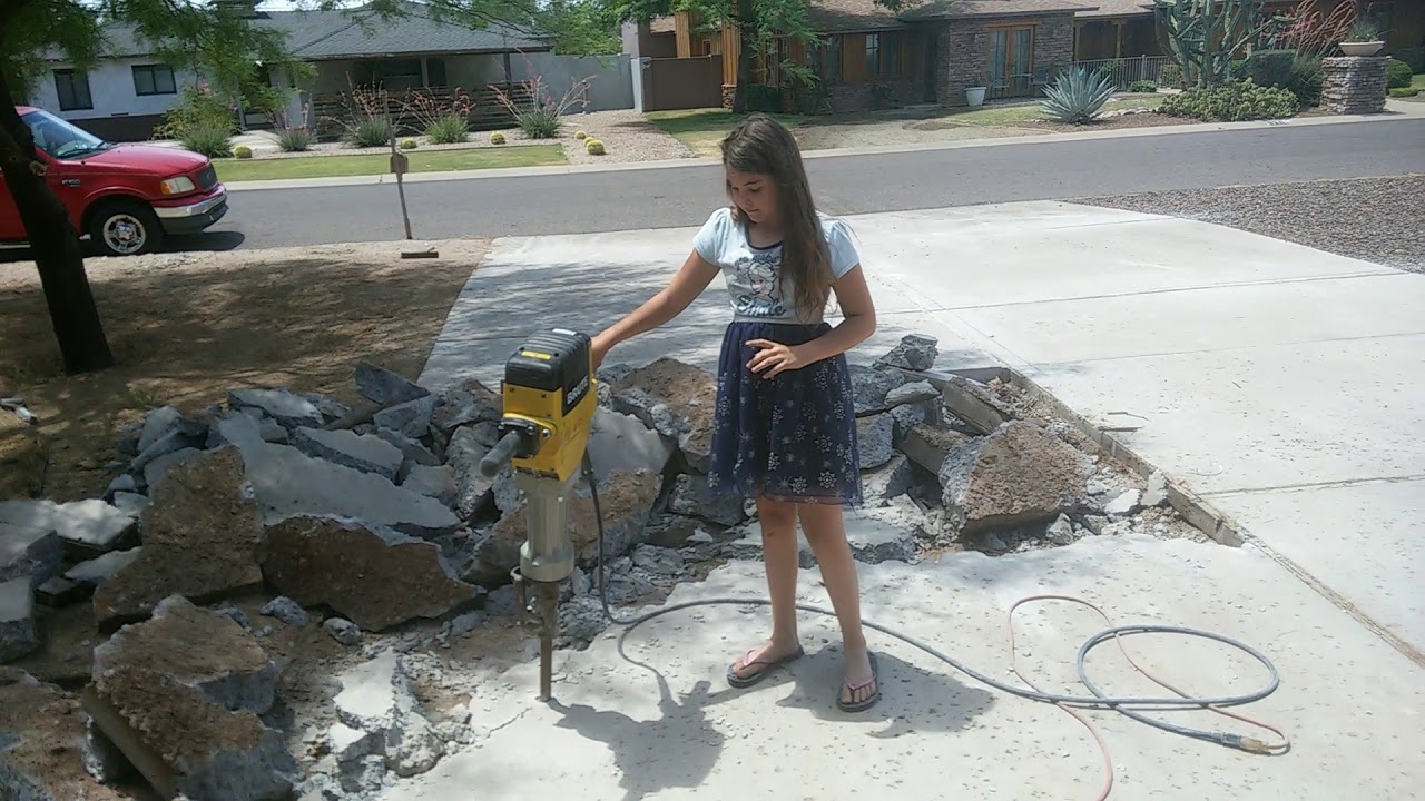 A l y c e a on the jackhammer my big strong girl