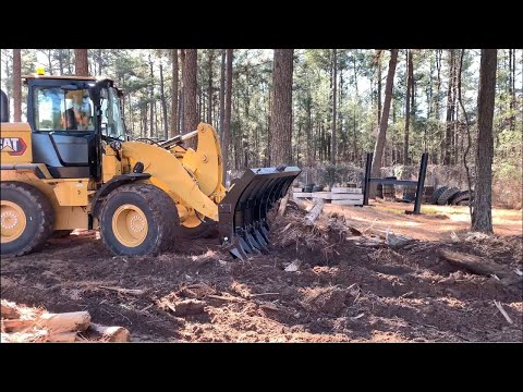 Cat® Small Wheel Loader Rakes at Work