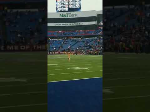 Brave guy goes streaking at NFL game!