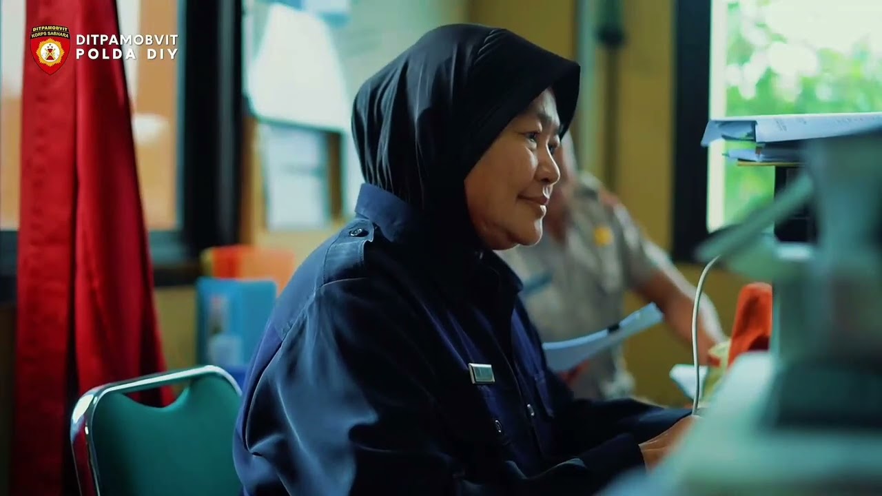COMPANY PROFILE DITPAMOBVIT POLDA DIY