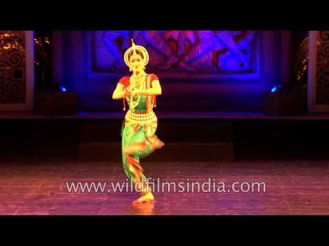 Anandini Dasi Performing Odissi