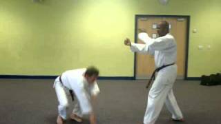basic traning ippon kumite defence against mae keri front kick 2010.MPG