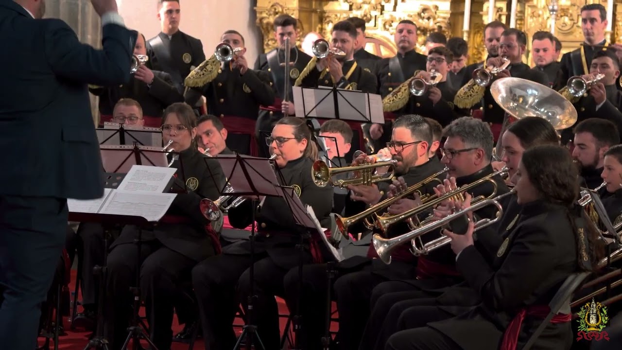 Él siempre nos mira al pasar. Concierto XX aniversario y presentación de nuevo uniforme.