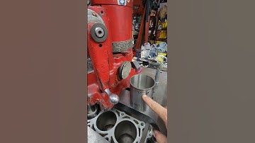 Sleeving a Kawasaki 1500 cylinder from a Ultra Lx #jetskiracing #pwc #jetski #racing #machining #diy