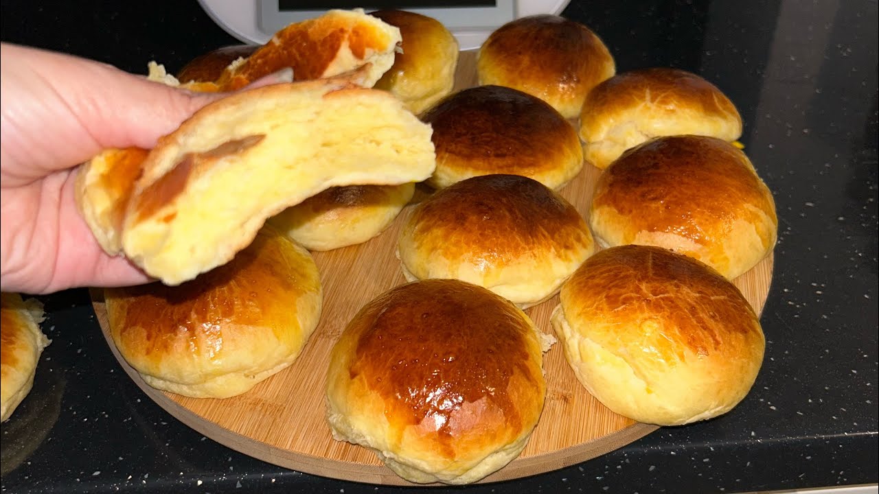 J’ai trouver une recette des brioches qui fond dans la bouches très moelleux🥯✨