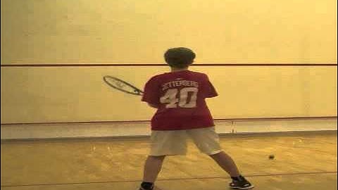 Squash ballmachine drills: backing off to create space