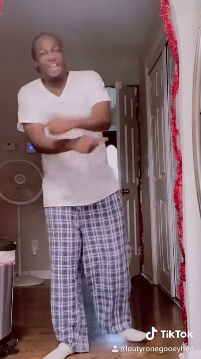 Friday aFter Next from the beginning