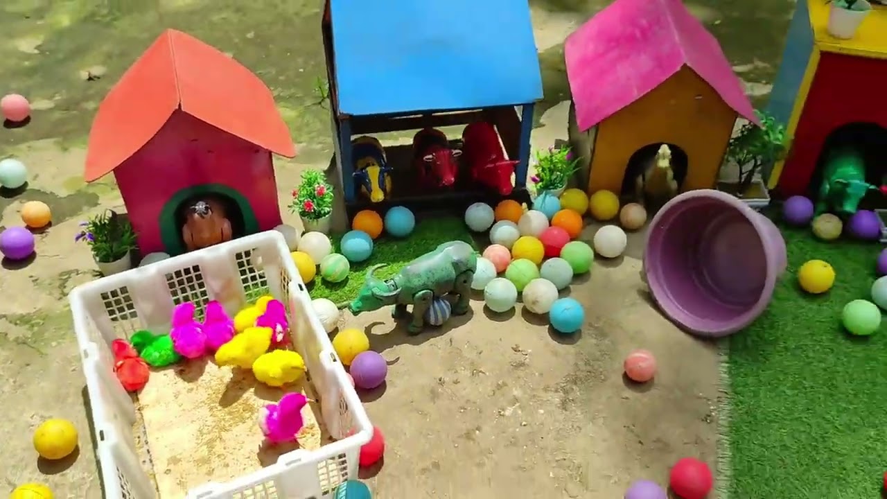 FUN AND CALMING ASMR COLORFUL BALLS AND RAINBOW BABY CHICKS EXPERIENCE