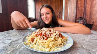 Spaghetti Bolognese cooking_spaghetti_bolognese spaghetti_bolognese eating_food