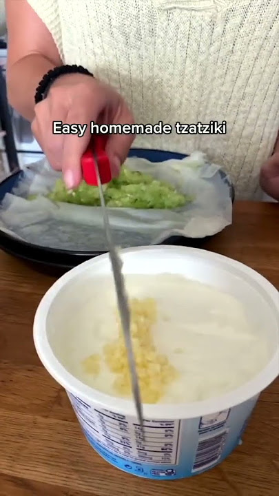 How to Make Real Greek Tzatziki Fast! 🥒🇬🇷 #tzatziki #greekfood #quickrecipe