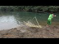 Smart Girl's Knitting Amazing Fish Trap Catch Big Fish - Unique Fishing For Survival