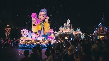 Viral: KPop Demon Hunter Character at Disneyland Parade 