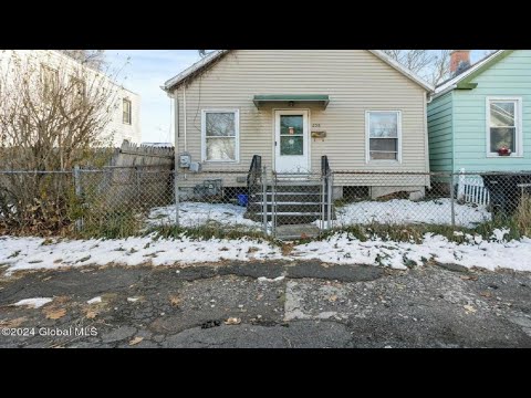 258 Stow Avenue, Troy, NY home video tour
