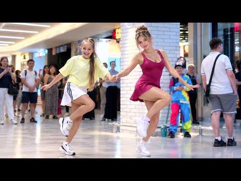 🚀 Happy Dance | The Street Performance That Had Everyone Pulling Out Their Phones! 📱💃