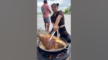 Cá Lớn - chiên Cá Khủng ở cạnh bờ sông 😱 #khacthuyvlogg
