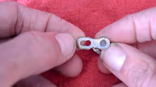 How to remove and install a bicycle chain quick link