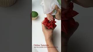 Buttercream Poinsettias